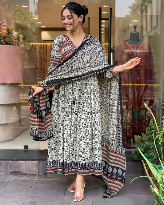 Athira Pure Cotton Suit with Mirror and Thread Work