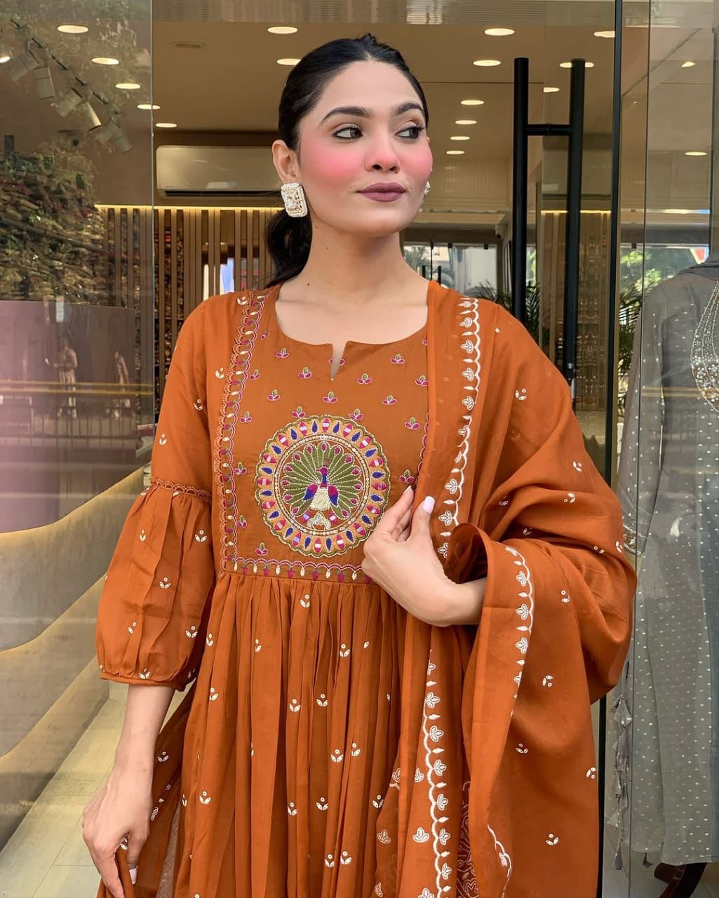 Anarkali kurta set with Cotton Pant & Malmal Dupatta with tier pattern