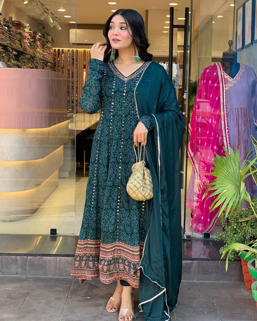 Premium Muslin Cotton Kurta Set with chiffon Dupatta