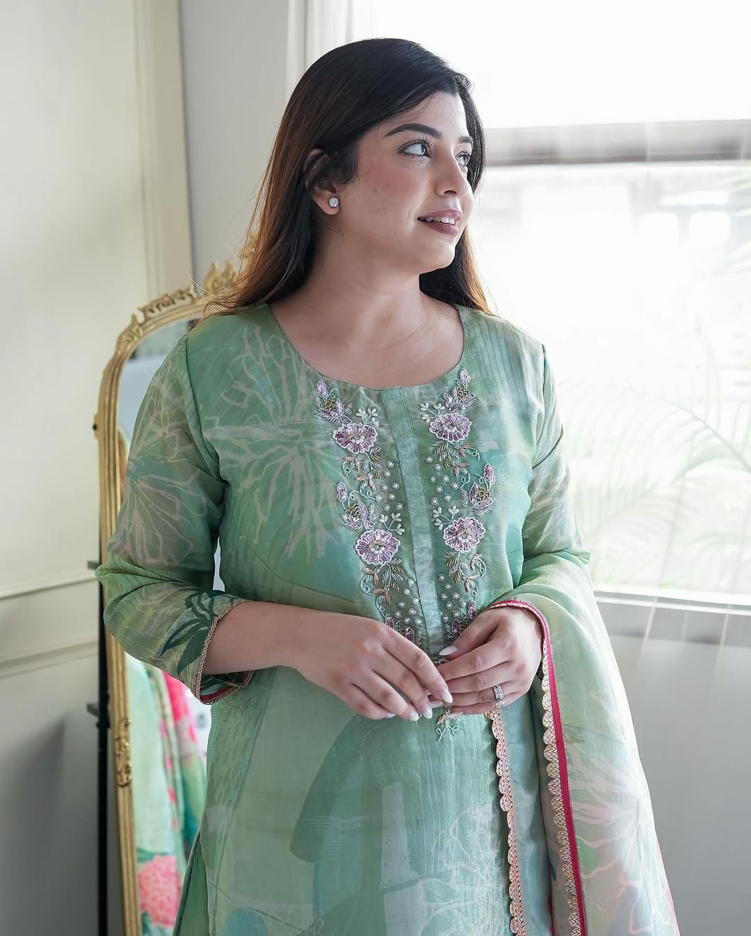 Nooré Chinon Elegance Set