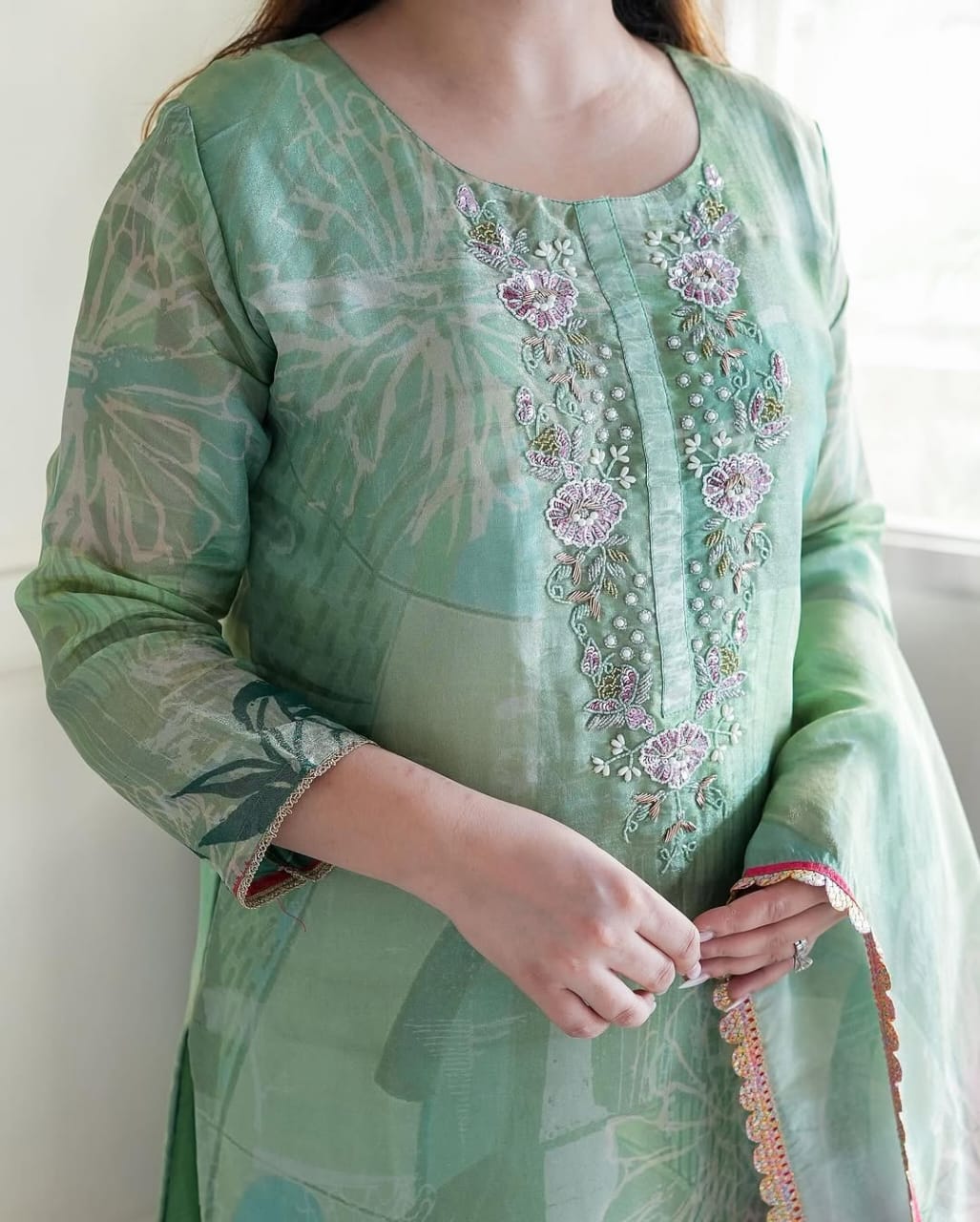 Nooré Chinon Elegance Set