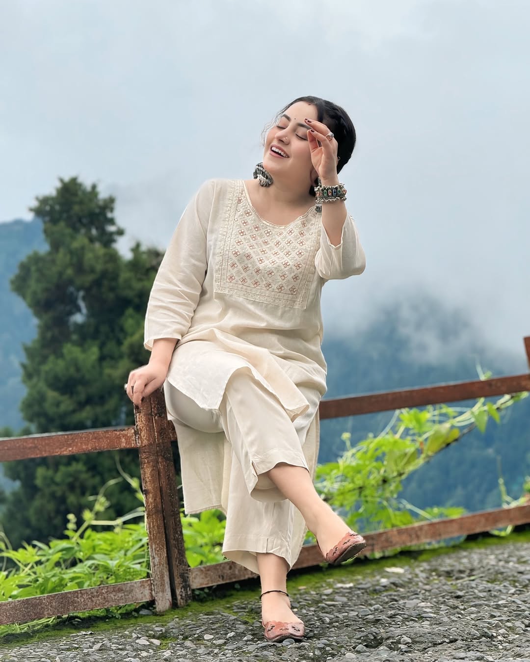 Beautiful Embroidered Khadi Cotton Kurta Set