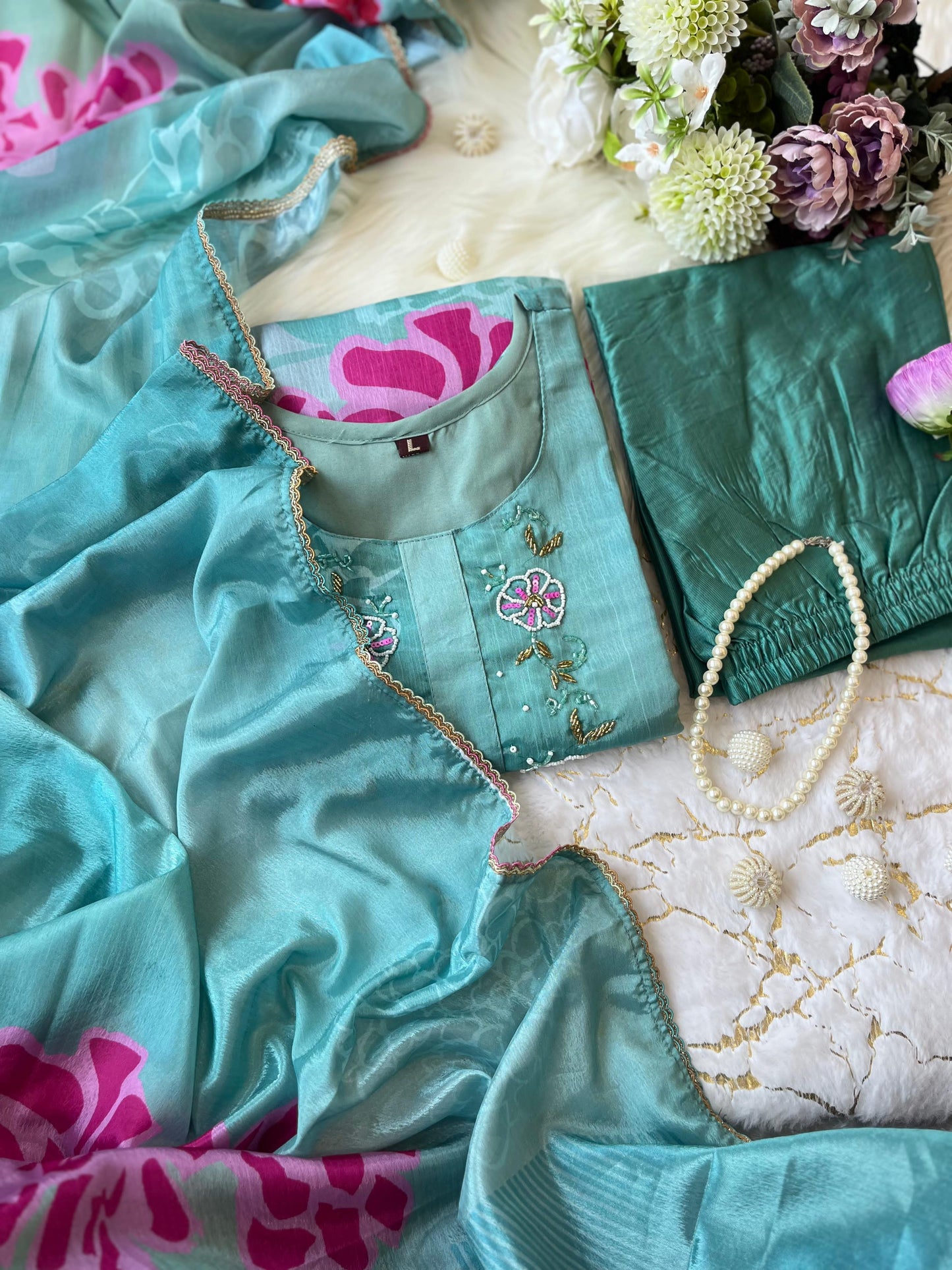 Nooré Chinon Elegance Set