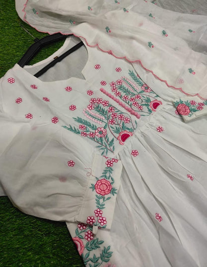 Beautiful Cotton Kurti Pant Dupatta Set