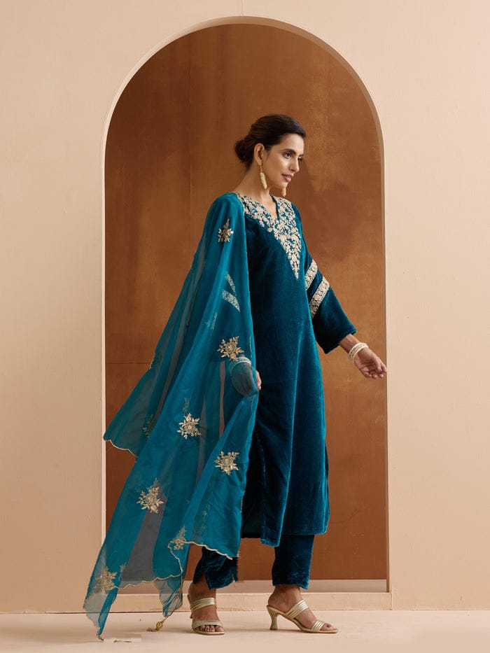 Teal Velvet Embroidered Straight Kurta Set with Straight Bottom & Scalloped Dupatta