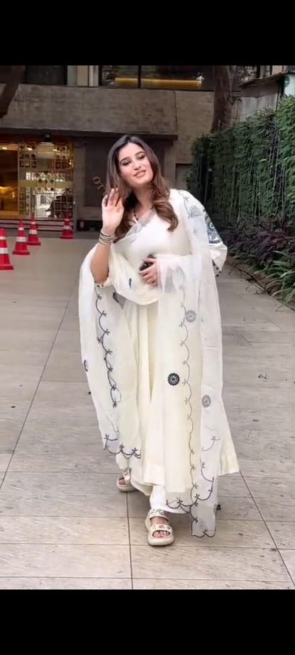 Rasha White Embroidered Anarkali Set – Bollywood Inspired