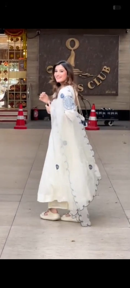 Rasha White Embroidered Anarkali Set – Bollywood Inspired