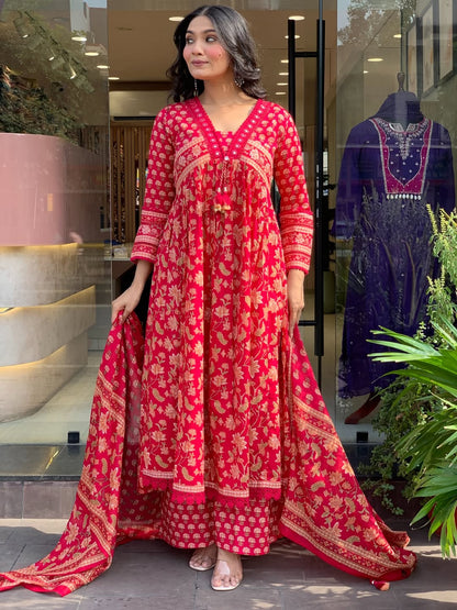 Heavy Pure Cotton Kurti Palazzo Dupatta Set with Lace Work