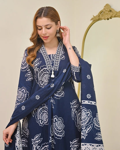 Blue Coloured Discharge Print Cotton Kurta Set