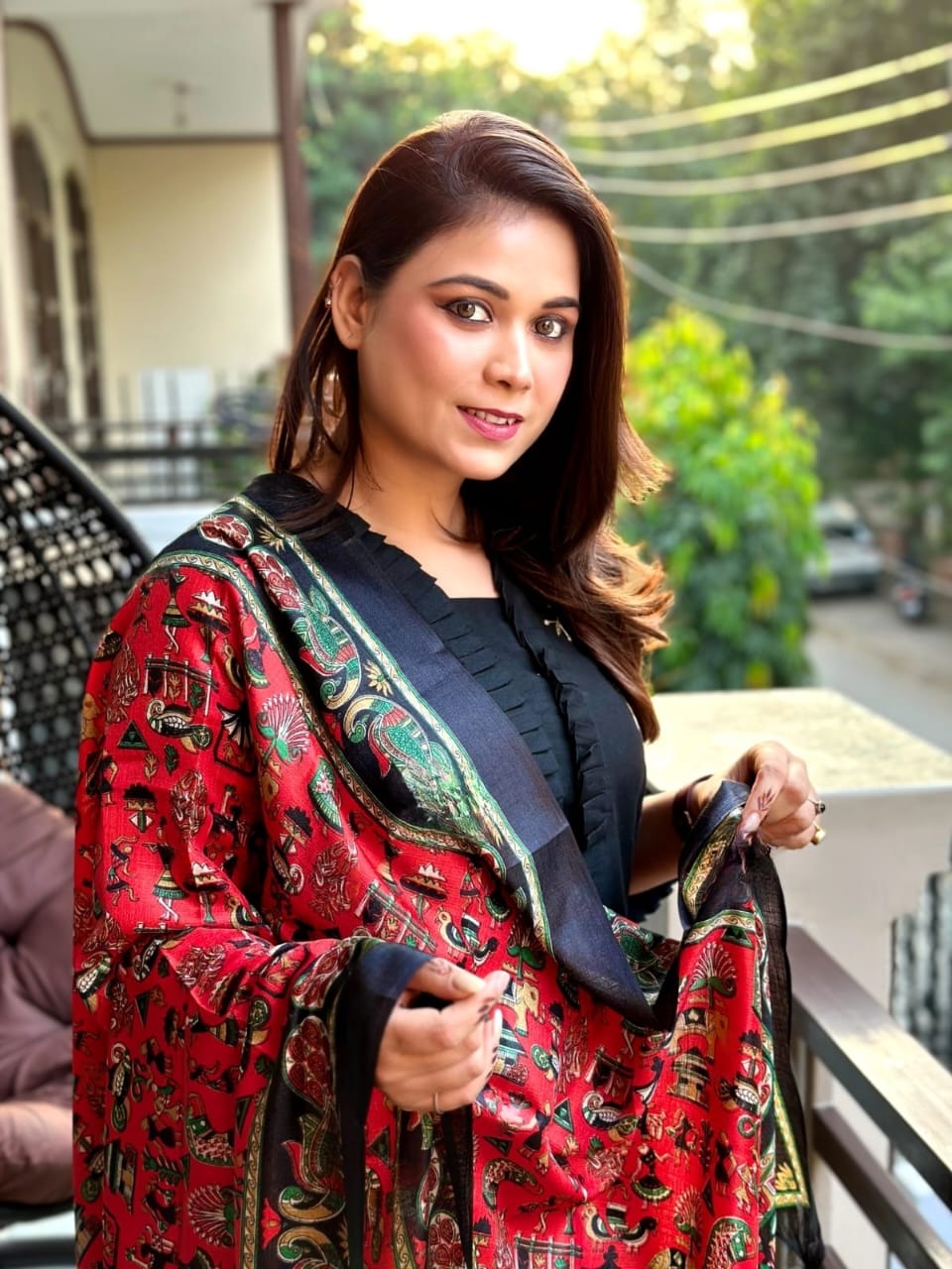 Elegant Black Charm Set