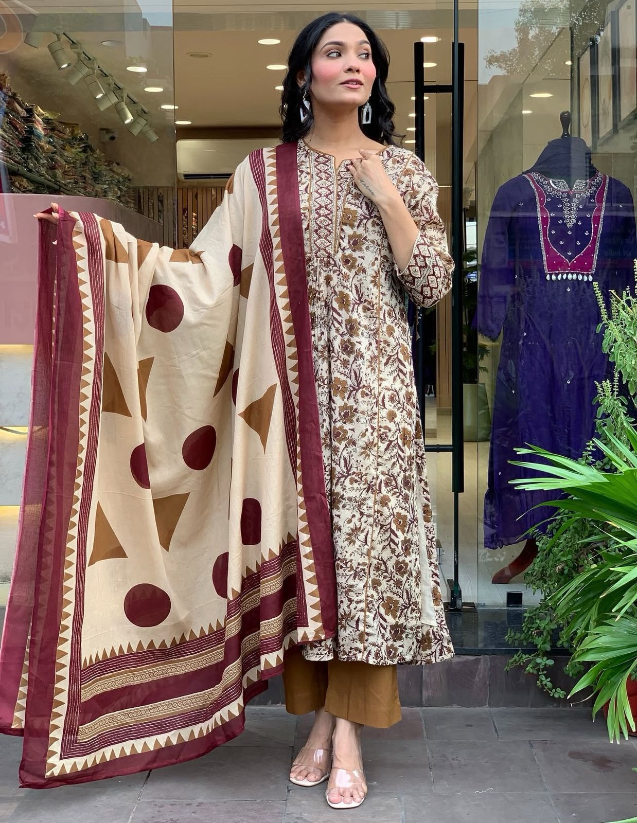 Elegant Flared Anarkali kurta set