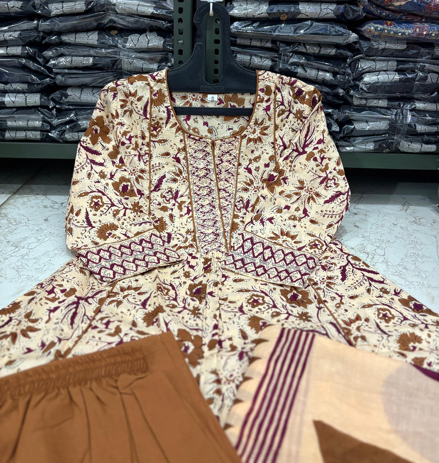 Elegant Flared Anarkali kurta set